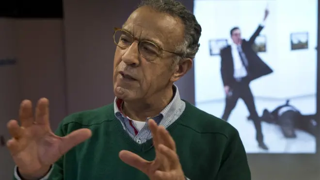 Фотограф агентства Ассошиэйтед Пресс Бурхан Озбилиджи получил премию World Press Photo за фотографию, на которой запечатлено убийство российского посла в Турции Андрея Карлова