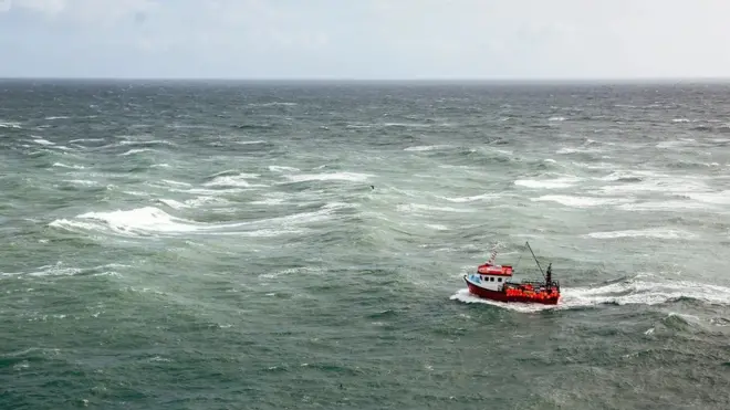 Barco no oceano