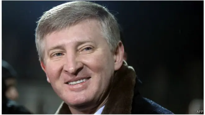 Рінат Ахметов протягом усього часу конфлікту на Донбасі надає гуманітарну допомогу жителям неконтрольованих територій