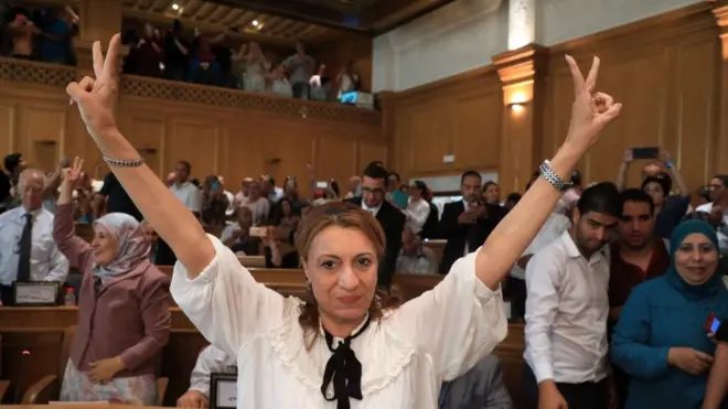 سعاد عبد الرحيم تنتمي لحركة النهضة منذ فترة طويلة