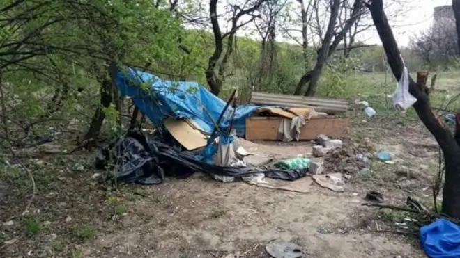 Залишки табору ромів, який у Києві розгромили у квітні 2018 року
