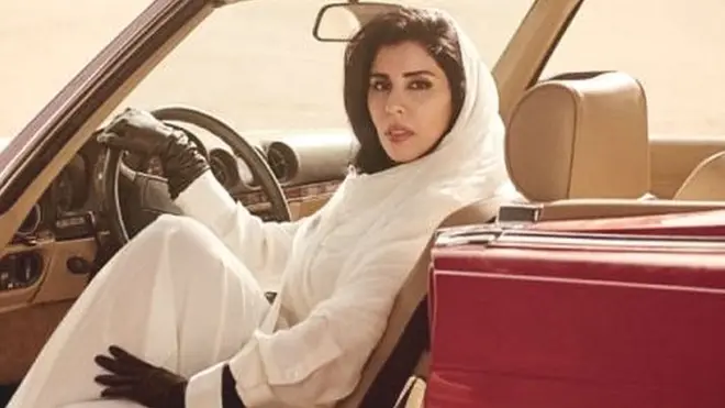 ووگ کے مشرقِ وسطیٰ کے لیے شائع ہونے والے ایڈیشن کے جون کے شمارے کا سرورق