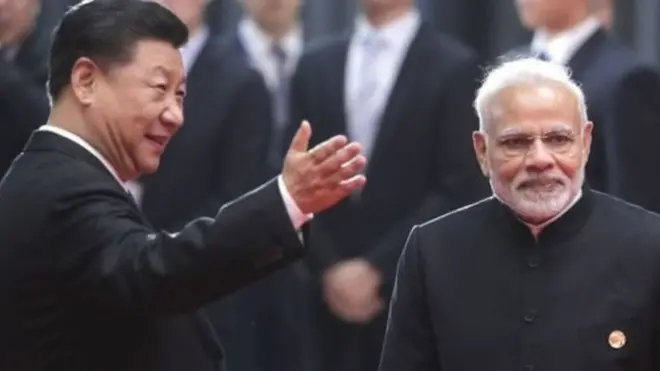 انڈیا کے وزیر اعظم نریندر مودی اور چینی صدر شی جن پنگ