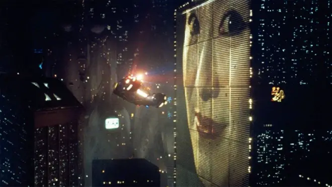 "Той, хто біжить по лезу"