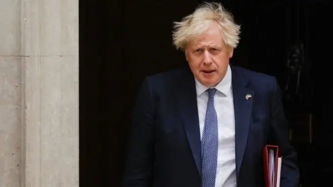 英國首相約翰遜因「派對門」面臨越來越大的辭職壓力。