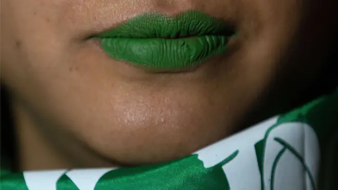 25 يوليو/تموز 2018 - متظاهرة من مسيرة تطالب بإجهاض قانوني ومجاني