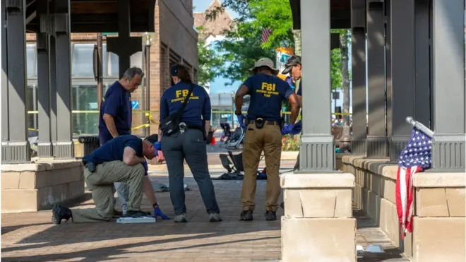 جمعت جهات التحقيق في هجوم يوم الاستقلال 83 طلقة فارغة وخزانات ذخيرة من موقع الحادث