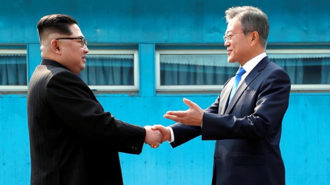 اللقاء بين الزعيمين الكوري الشمالي والجنوبي