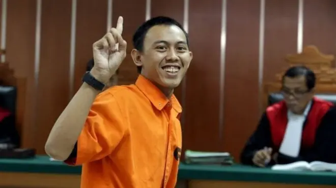 23 سالہ دودی سریدی نام نہاد تنظیم دولتِ اسلامیہ کے حامی ہیں اور انھوں نے اس حملے میں استعمال ہونے والے ایک بم کو بنانے میں مدد کی تھی۔