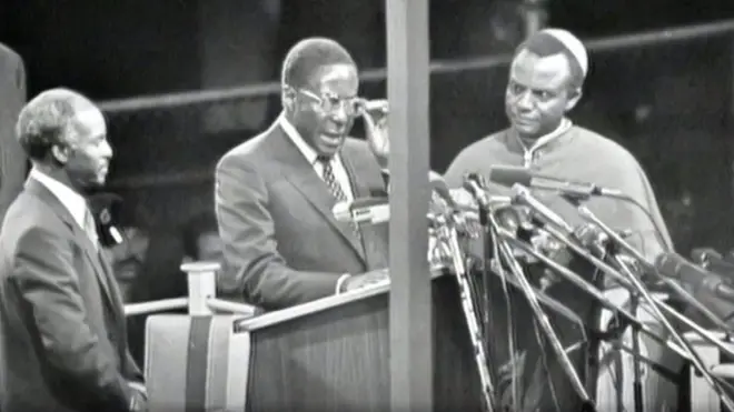 Robert Mugabe sudah memerintah Zimbabwe sejak kemerdekaan tahun 1980.