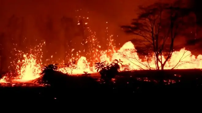Извержение вулкана на Гавайях.