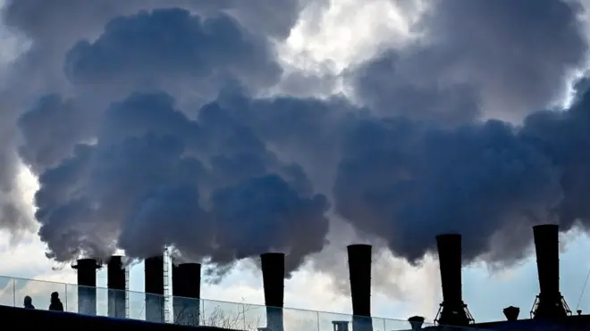 дым от ТЭЦ, Москва, март 2021