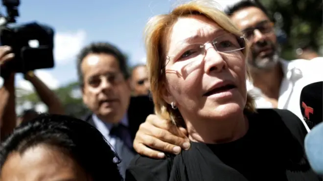 La fiscal general, Luisa Ortega, se ha mostrado como una incómoda voz disidente para el gobierno.