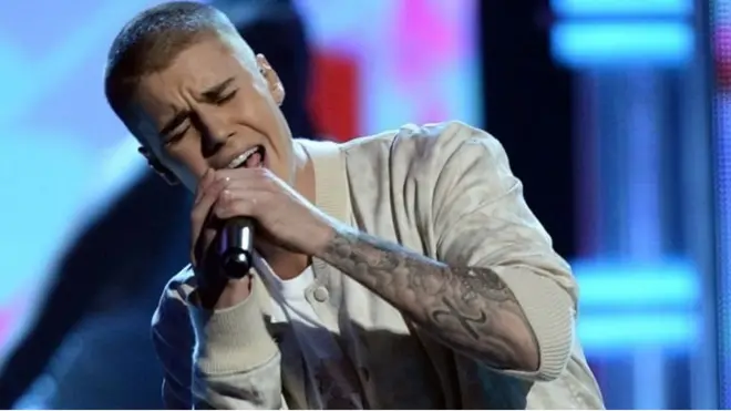 จัสติน บีเบอร์