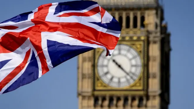 لیبر پارٹی کی جانب سے تقریباً پچاس اقلیتی امیدوار بھی ان انتخابات میں حصہ لے رہے ہیں