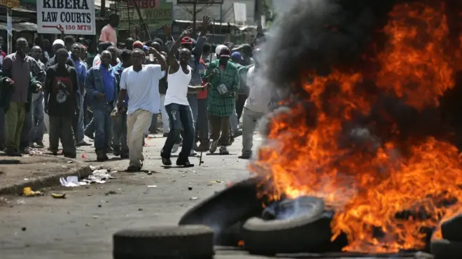 People no want make election protests like this one inside Kiberu, for December 2007, happen again