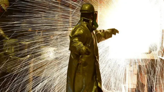 સ્ટીલના કામકાજની તસવીર