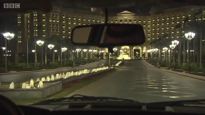 Позолоченная тюрьма: отель, в котором "сидит" саудовская элита