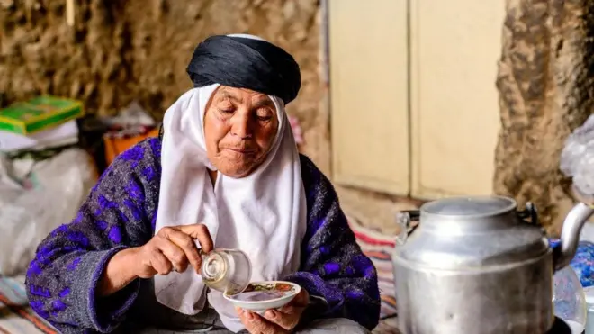 Məymənd mağara kəndi, İran