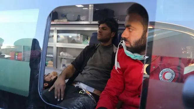 Ранее представитель комитетов Красного Креста и Полумесяца заявили, что эвакуация может продолжиться не один день