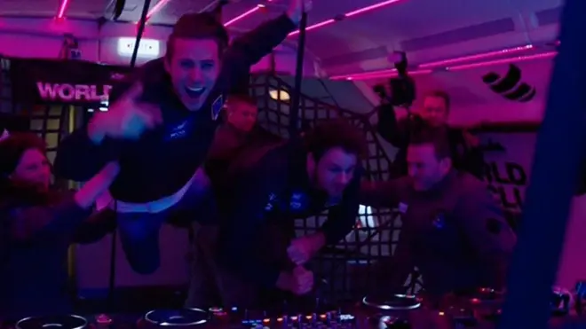 Первый в истории рейв в невесомости: как это было