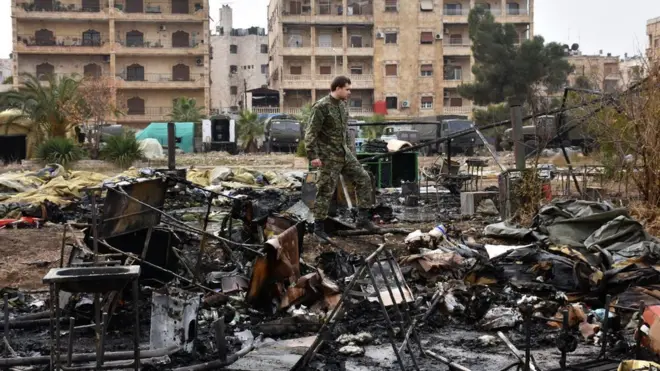 По данным минобороны, госпиталь подвергся артиллерийскому обстрелу боевиков