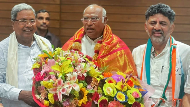 कौन होगा मुख्यमंत्री कर्नाटक का