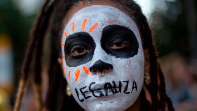 'ये लड़कियां हैं, माएं नहीं': एक ऐसा देश जहां हर दिन छह बच्चियों को अबॉर्शन कराना पड़ता है