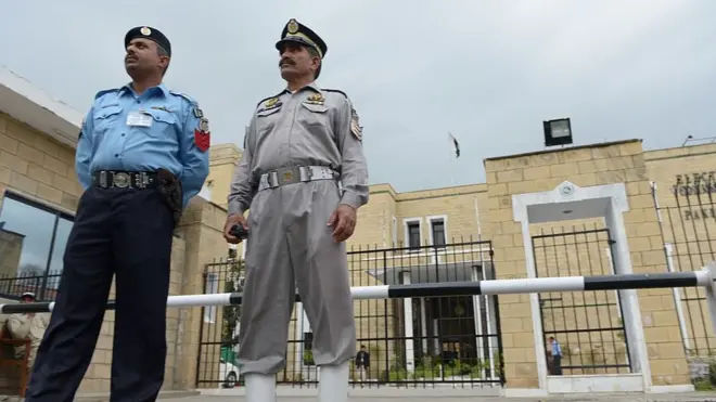 الیکشن کمیشن کو سپیکر قومی اسمبلی نے ریفرنس بھجوائے تھے