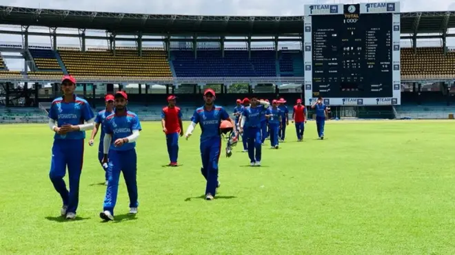 تر نولس کلونو د کم عمره ځوانانو د اسيا جام سياليو په لړ کې کويت د ټولو لوبغاړو په سوځېدو افغانستان ته د ۸۶ منډو هدف ورکړ.