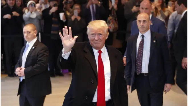 Ông Donald Trump