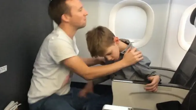 хлопчик з інвалідністю