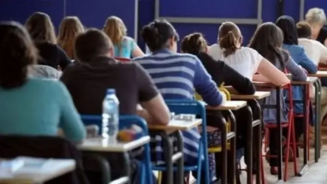 FREDERICK FLORIN Subbakalavrlar kollec bitirənlər ali məktəbə imtahansız qəbul olacaqlar