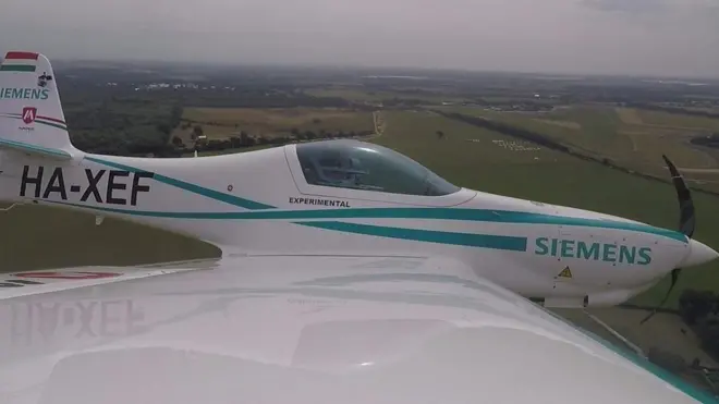 Як електродвигуни змінять авіапольоти