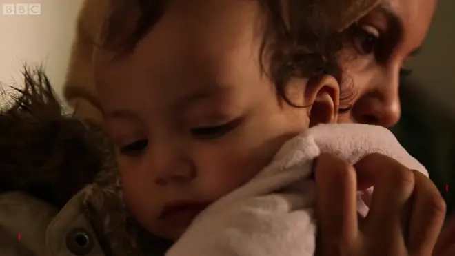 Женщина с ребенком