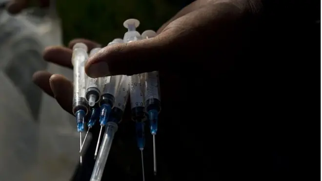 Dem do test for Lagos University Teaching Hospital then confirm am for Institut Pasteur, Dakar, Senegal for 12 September 2017