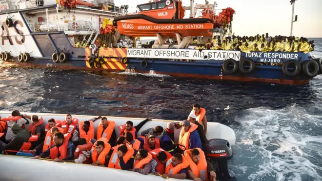 قالت المتحدثة باسم الداخلية الألمانية إن "استبعاد احتمال الوصول إلى الساحل الأوروبي، قد يقنع المهاجرين بتجنب القيام بهذه الرحلة"