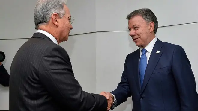 Uribe y Santos se reunieron por primera vez en más de cinco años.