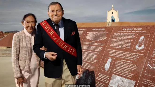 इस्टेल, फ़ेलिशिया ली