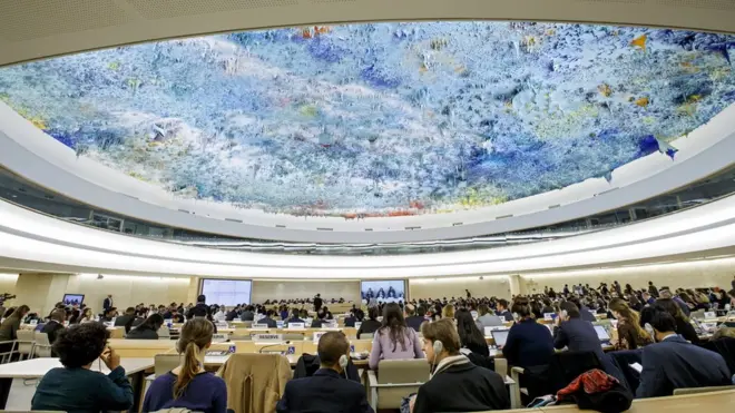 ကျူးလွန်သူ တွေကိုဖော်ထုတ်နိုင်အောင် အချက်အလက် စုဆောင်းနိုင်ရေးမှာ ဘက်မလိုက်ဘဲ လွတ်လပ်တဲ့ အဖွဲ့ သစ် တခု ထူထောင်ဖို့ မဟာမင်းကြီးတောင်းဆို