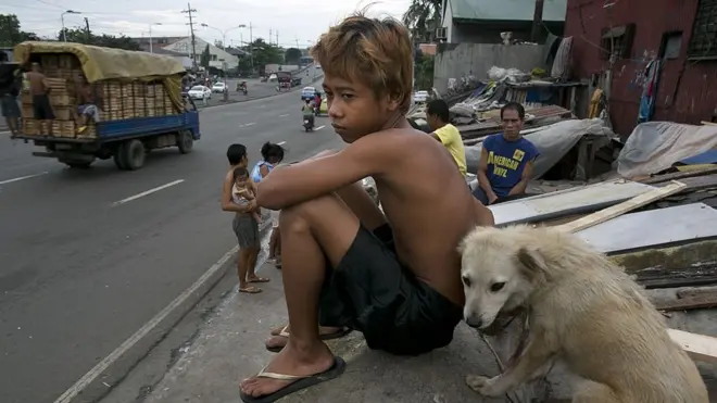Laki-laki di daerah miskin lebih rentan depresi ketimbang perempuan. Beban sosial dan tanggung jawab terhadap keluarga memicu mereka mengalami stres berlebihan.
