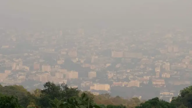 ภาพเมืองเชียงใหม่จากดอยสุเทพวันนี้ (13 มี.ค.)