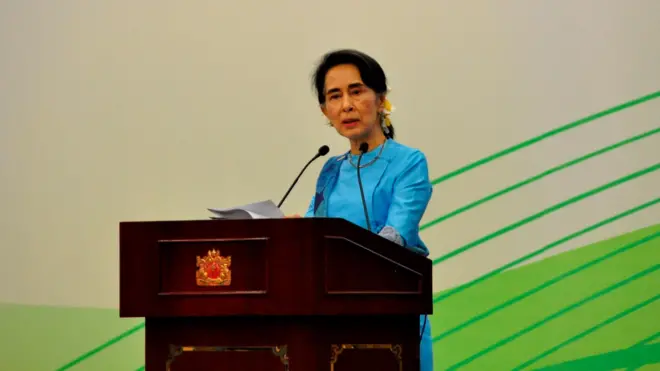 လက်ဝါးကြီး အုပ် စီးပွားရေး မရှိ စေပဲ ၊ လူတိုင်း သာတူ ညီမျှ စီးပွား ရှာခွင့် ရှိရစေမယ် ဆိုပြီး ဝန်ကြီး ဦးကျော်ဝင်း က ပြောကြား