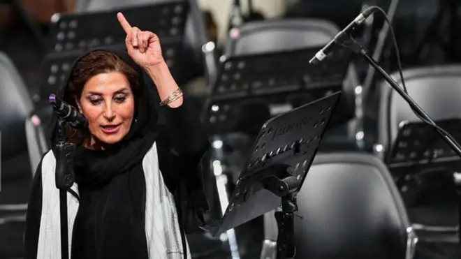 فاطمه معتمد آریا