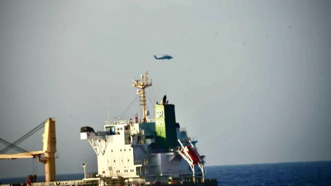 ইউরোপিয়ান নৌবাহিনীর হেলিকপ্টারও টহল দিতে দেখা গেছে।