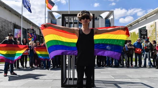 Акция в Берлине в защиту чеченских геев