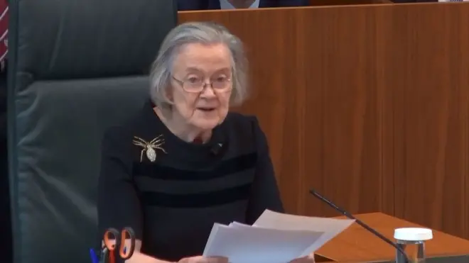 英国最高法院大法官黑尔宣布裁决：首相约翰逊暂停议会的做法"不合法"。