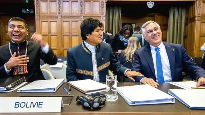 El presidente de Bolivia, Evo Morales, acompañó la presentación de los alegatos orales finales en La Haya.