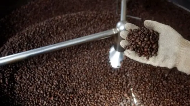 เม็ดกาแฟกำลังคั่ว