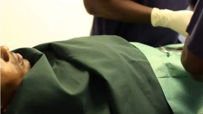 ምኽንሻብ ደቂተባዕትዮ ኣብ ምጉዳል ንለበዳ ኤች ኣይ ቪ ተራ ኣለዎ